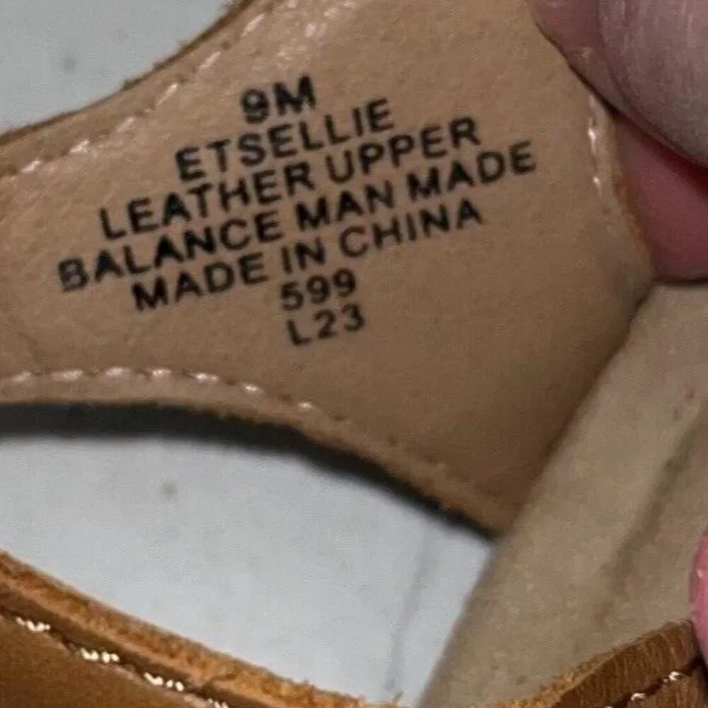 Earth Origins Sellie Strappy Sandal Tan Size 9